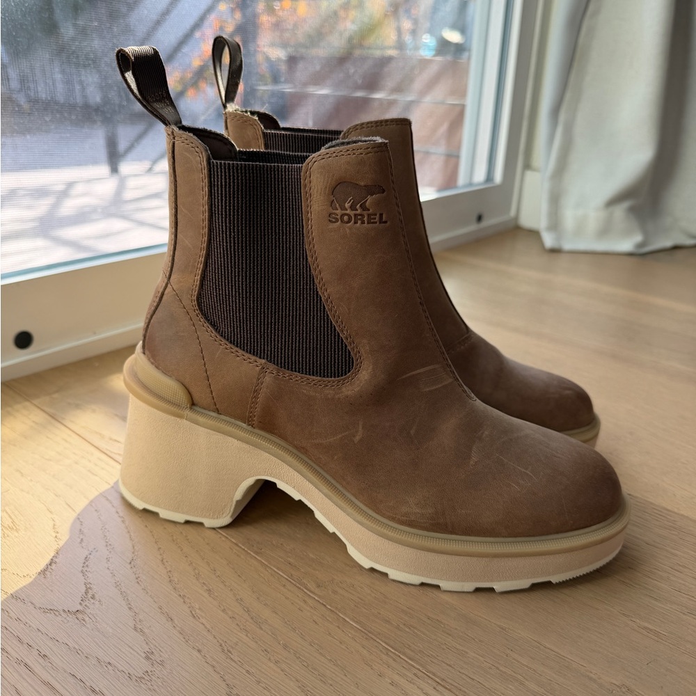 NWOT Sorel Boots